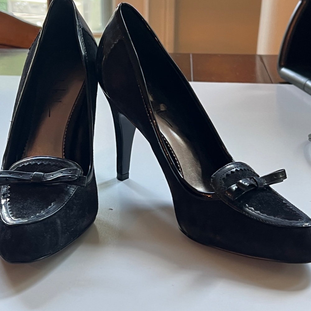 Nicole Miller Black Heels size 8.5 - Picture 3 of 5